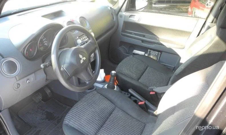 Mitsubishi Colt 2008 - 16