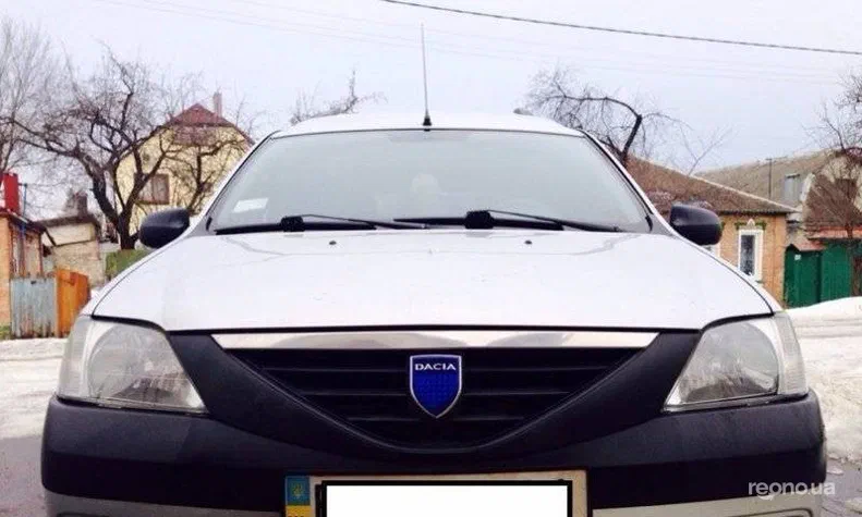 Renault Logan 2009 - 1