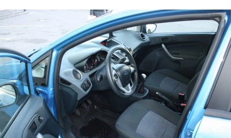 Ford Fiesta 2011 - 13