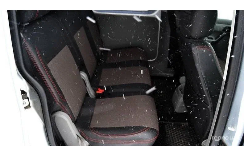 Volkswagen Caddy 2010 - 5