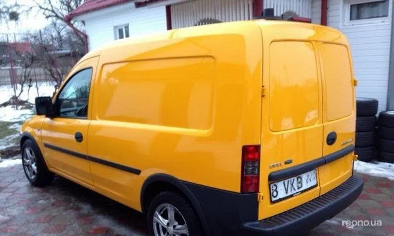 Opel Combo 2011 - 0