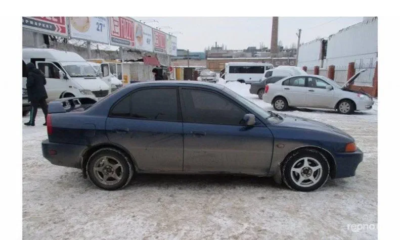 Mitsubishi Lancer 2001 - 1