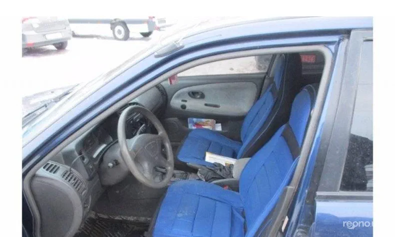 Mitsubishi Lancer 2001 - 9