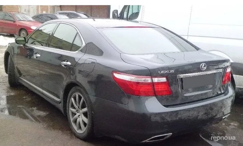 Lexus LS460 2008 - 7