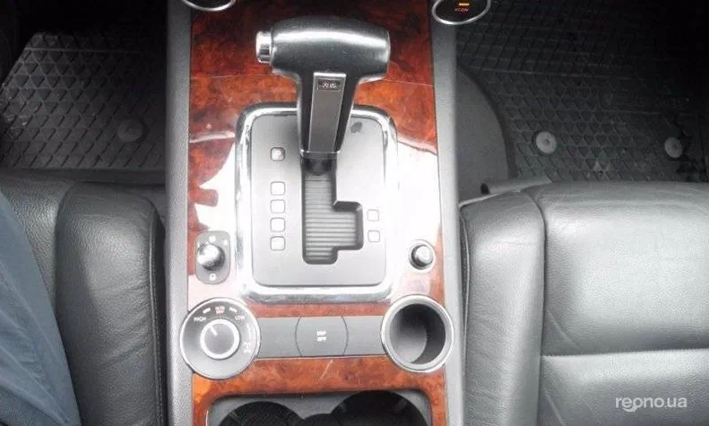 Volkswagen Touareg 2006 - 1