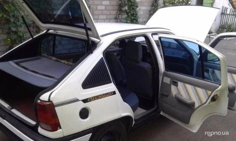 Opel Kadett 1987 - 3