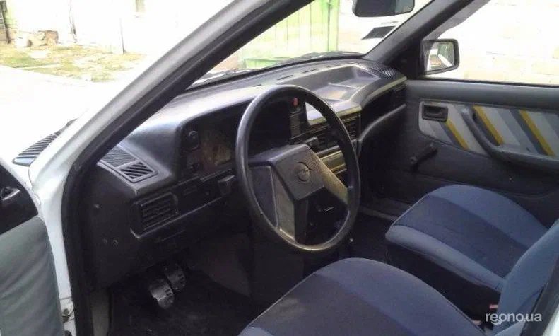 Opel Kadett 1987 - 7