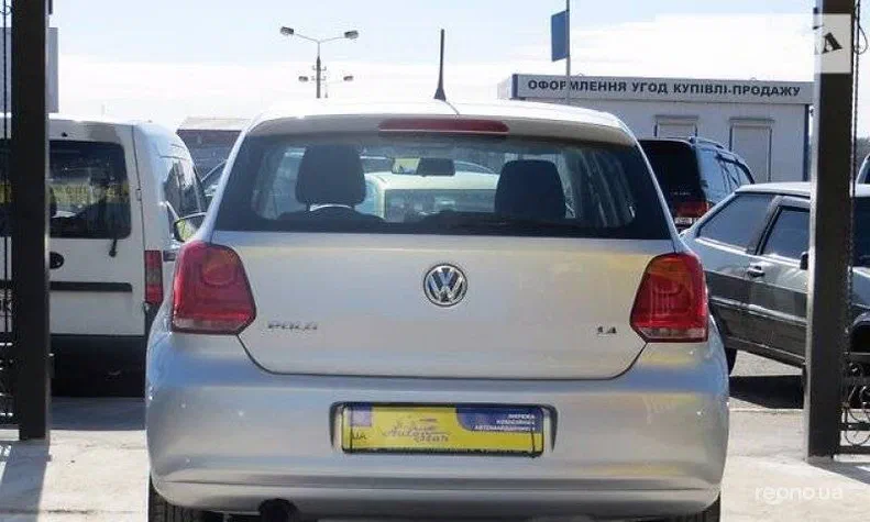 Volkswagen Polo 2012 - 6