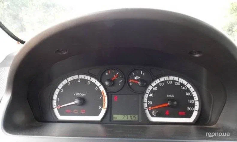 Chevrolet Aveo 2011 - 4