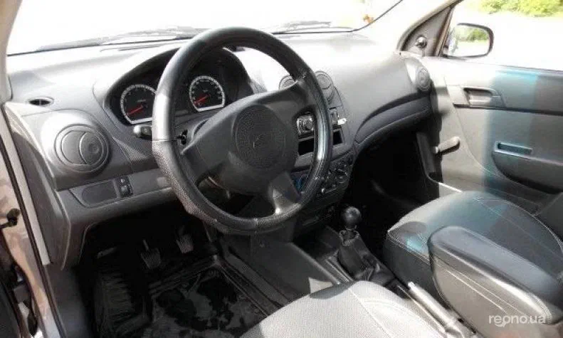 Chevrolet Aveo 2011 - 10