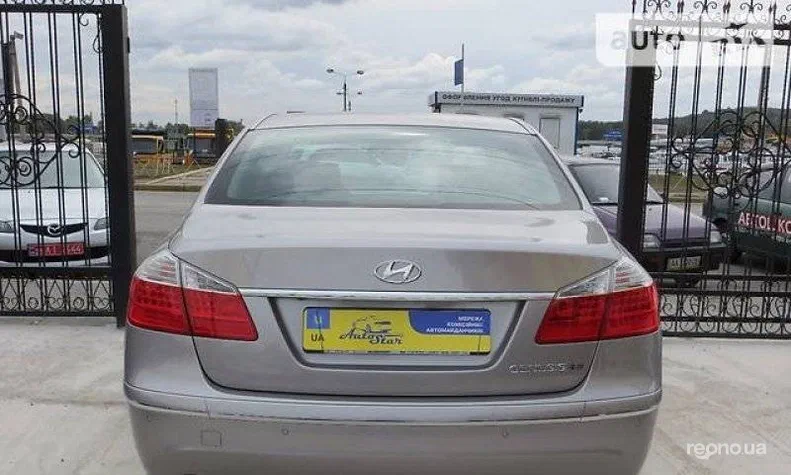 Hyundai Genesis 2009 - 4