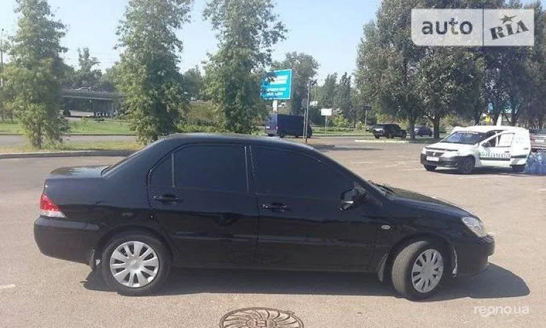 Mitsubishi Lancer 2008 - 5