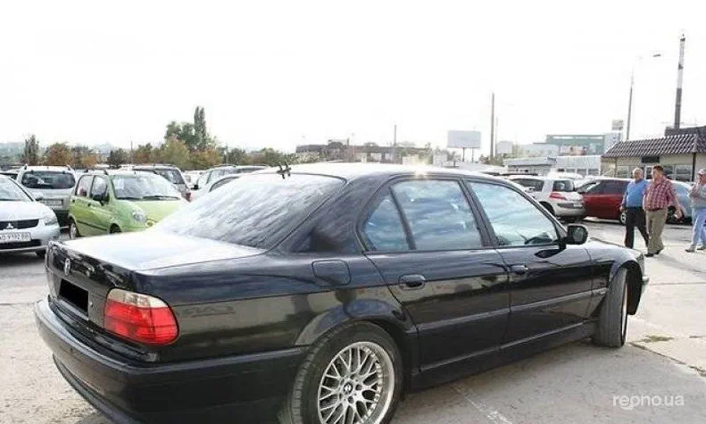 BMW 7 серія 2000 - 2