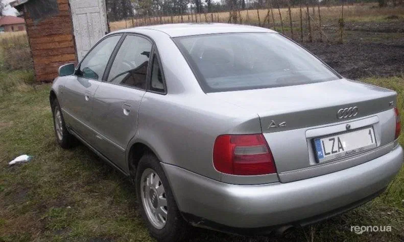 Audi A4 1998 - 12