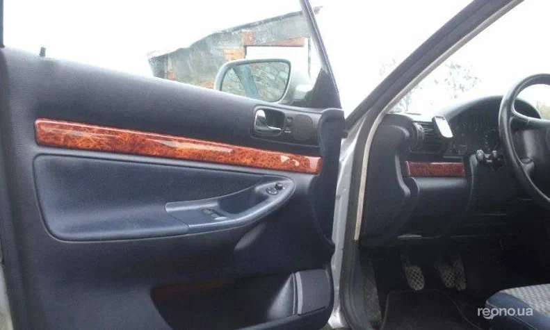 Audi A4 1998 - 8