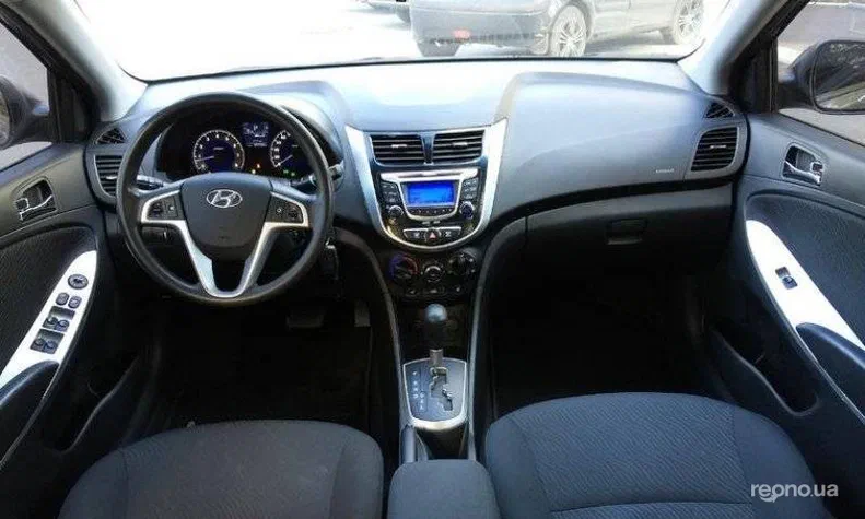 Hyundai Accent 2013 - 8