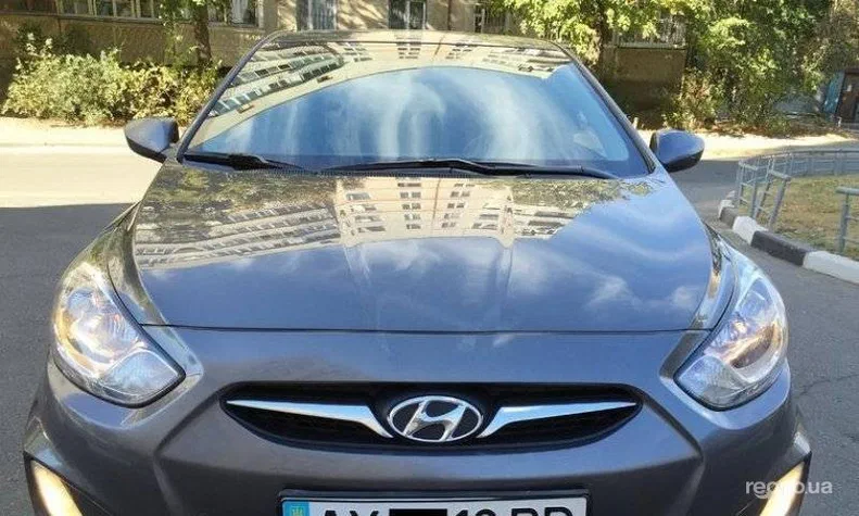 Hyundai Accent 2013 - 1