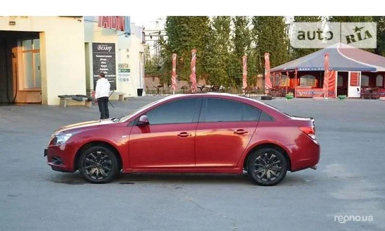 Chevrolet Cruze 2010 - 3