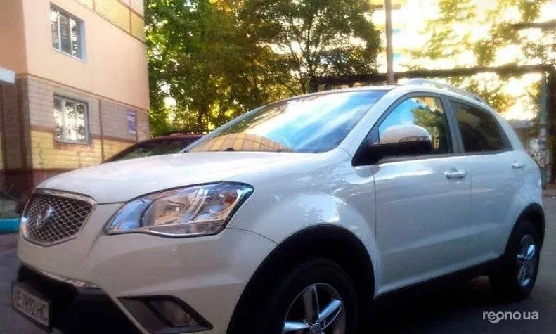 SsangYong Korando 2012 - 6