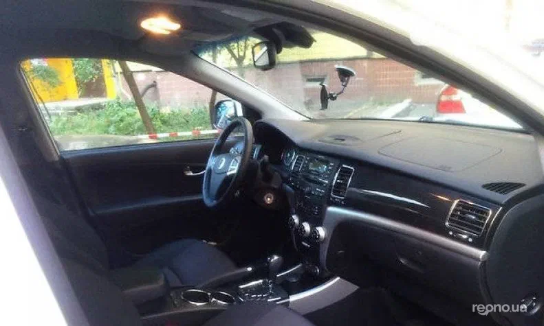 SsangYong Korando 2012 - 3