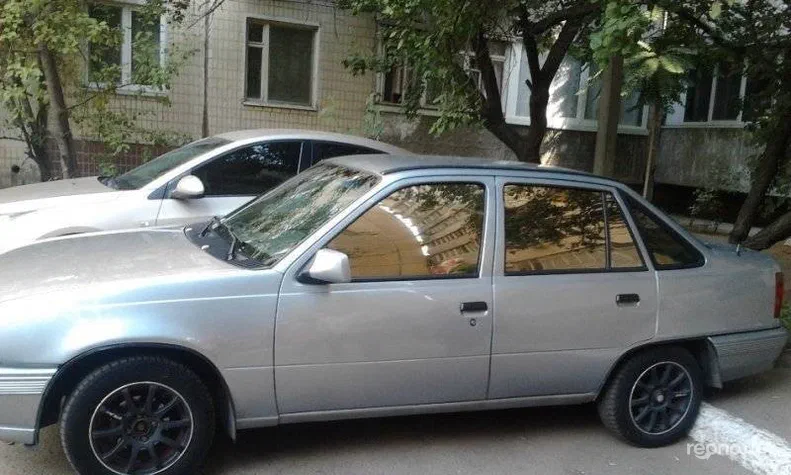 Daewoo Racer 1995 - 1