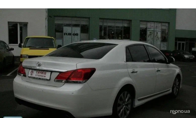 Toyota Avalon 2010 - 3