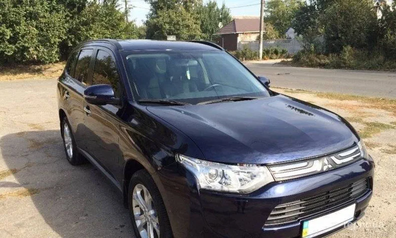 Mitsubishi Outlander 2012 - 15
