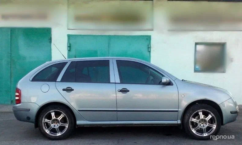 Skoda Fabia 2002 - 10