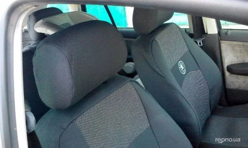 Skoda Fabia 2002 - 5