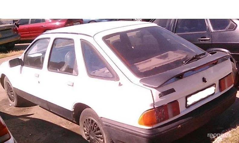 Ford Sierra 1988 - 3
