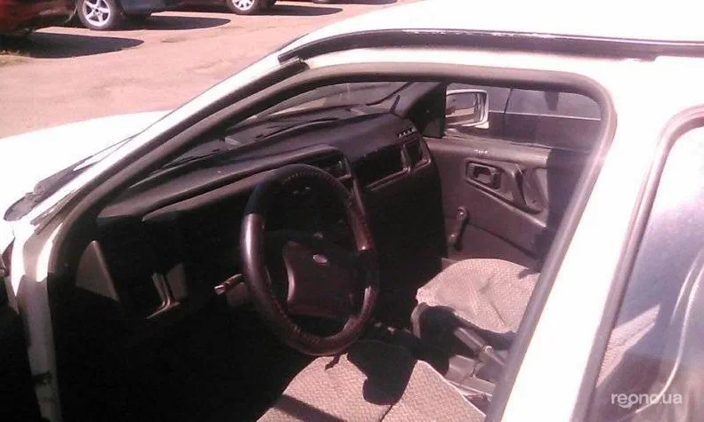 Ford Sierra 1988 - 8