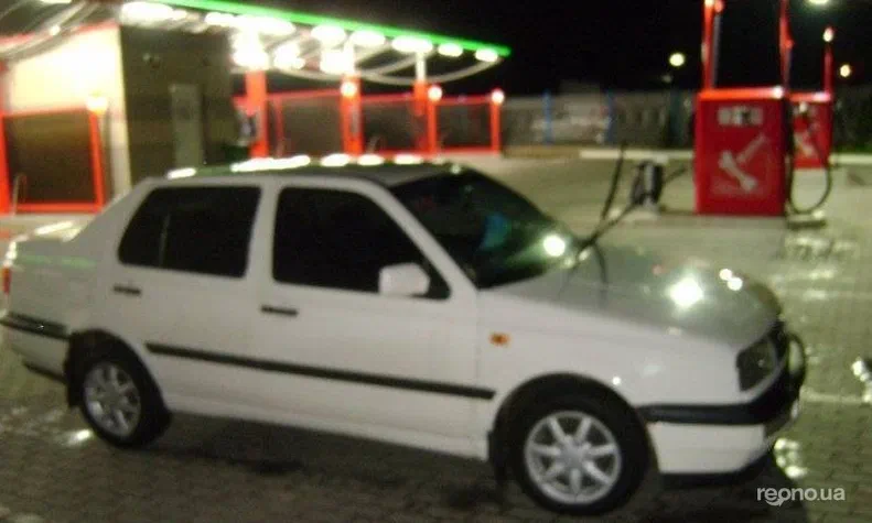 Volkswagen Vento 1993 - 2