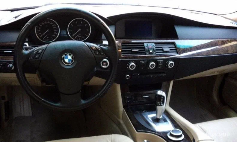 BMW 5 серія 2008 - 6