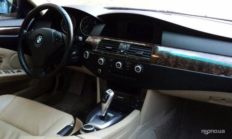 BMW 5 серія 2008 - 9