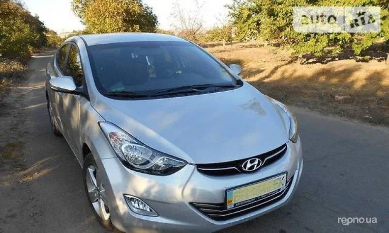 Hyundai Elantra 2013 - 2