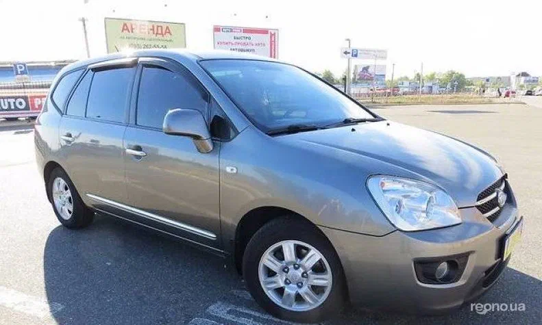 Kia Carens 2008 - 1