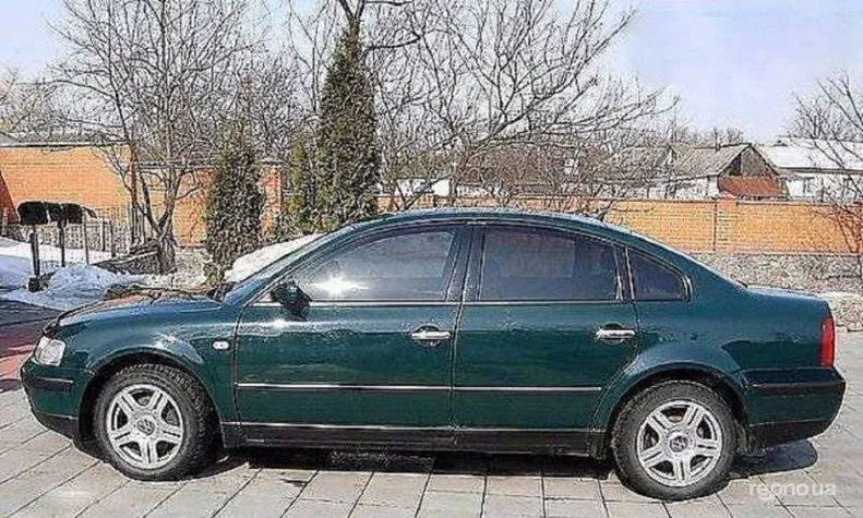 Volkswagen Passat 2000 - 1