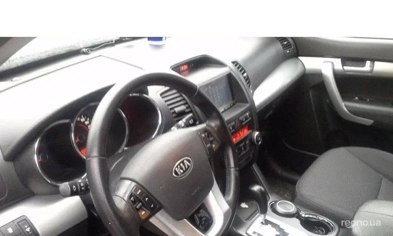 Kia Sorento 2011 - 3