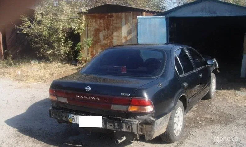 Nissan Maxima 1997 - 12