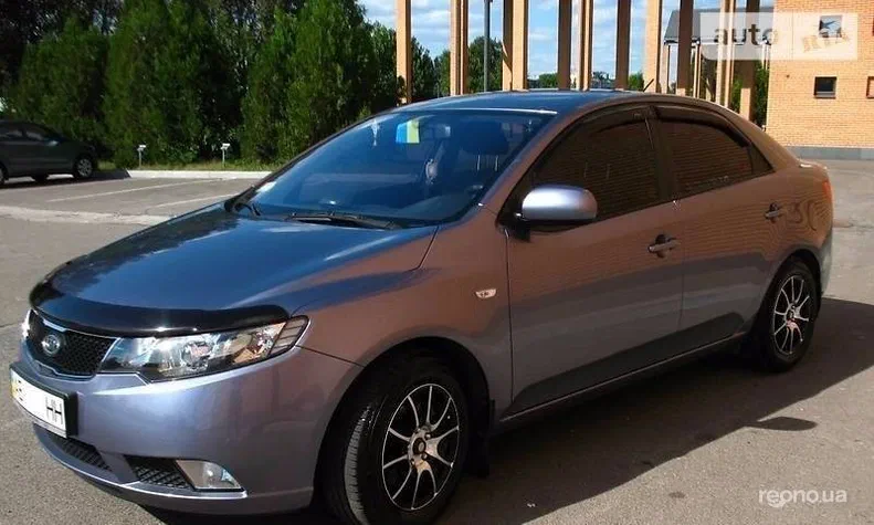 Kia Cerato 2009 - 12