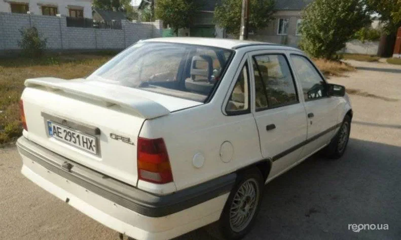 Opel Kadett 1987 - 2