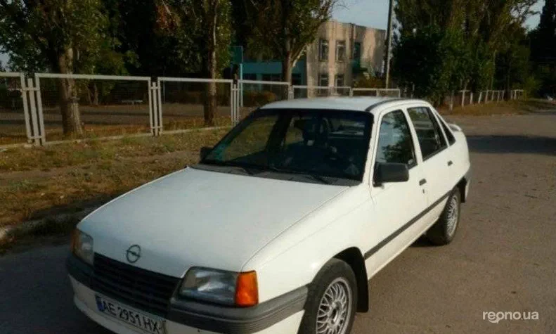 Opel Kadett 1987 - 7