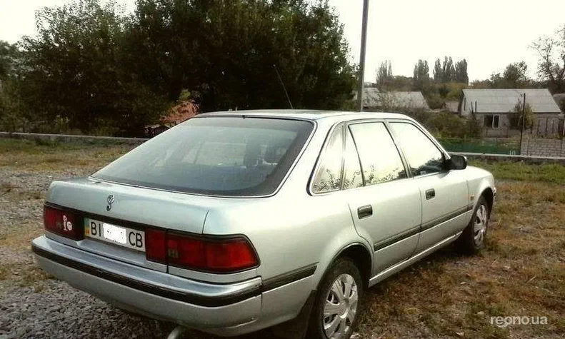 Toyota Carina 1988 - 4