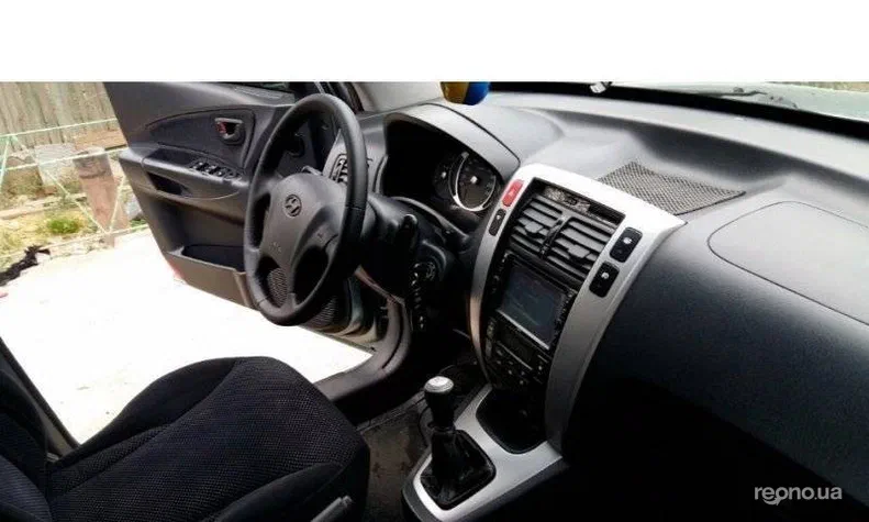 Hyundai Tucson 2007 - 10
