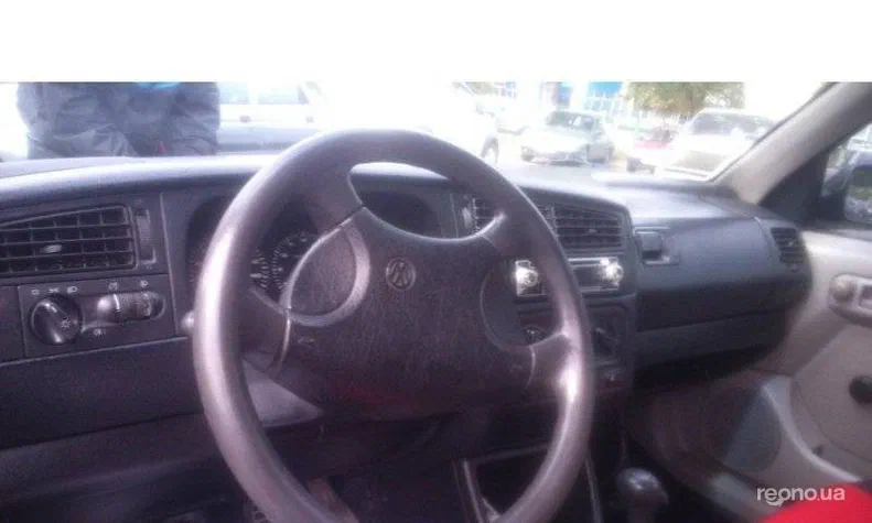 Volkswagen Golf 1993 - 6