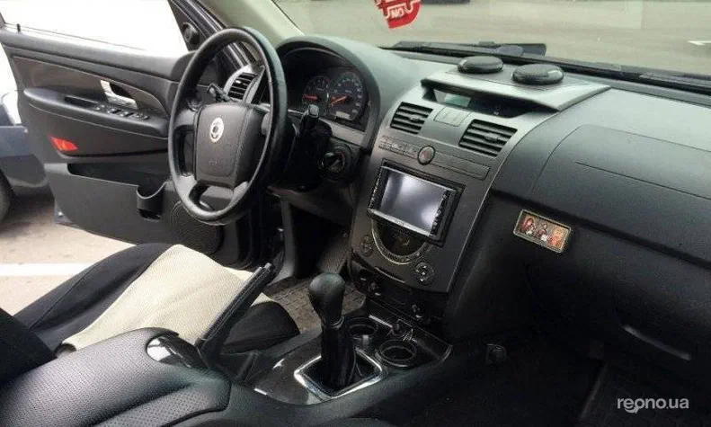 SsangYong Rexton 2009 - 1
