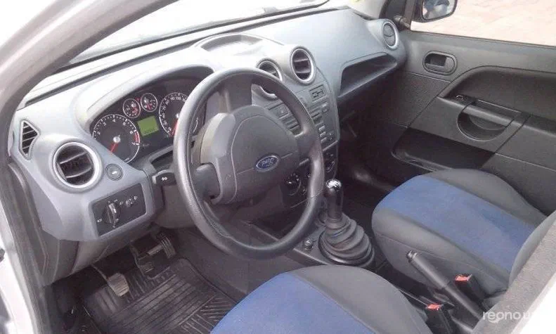 Ford Fiesta 2008 - 1