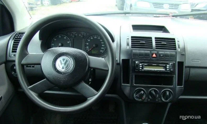 Volkswagen Polo 2003 - 2