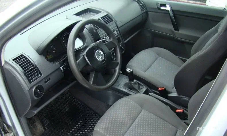 Volkswagen Polo 2003 - 1