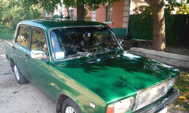 Lada (ВАЗ) 2107 1985 - 0
